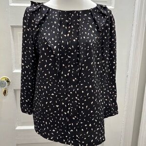 Ann Taylor Loft Black and White Women's Top with flutter sleeves - Med P